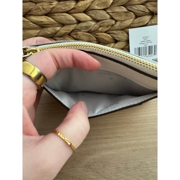 NWT!Kate Spade White Leather Card Holder - Picture 7 of 12